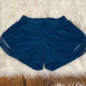 Lululemon short runner shorts